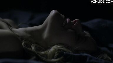 Kristen Bell has a wet and erotic dream