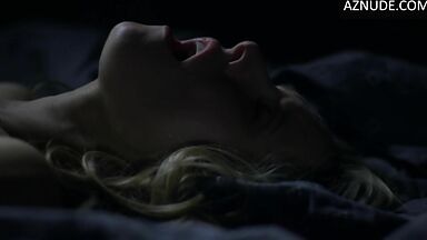Kristen Bell has a wet and erotic dream