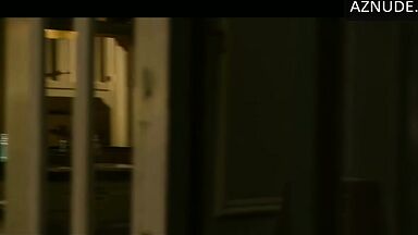 Mila Kunis in panties
