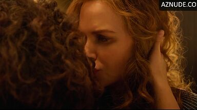 Nicole Kidman and Matilda De Angelis romantic kiss