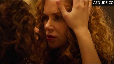 Nicole Kidman and Matilda De Angelis romantic kiss