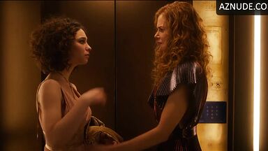 Nicole Kidman and Matilda De Angelis romantic kiss
