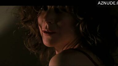 Nicole Kidman do erotic dance for an old man