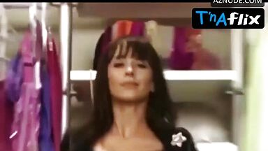 Alexandra Daddario Mila Kunis unforgettable scenes with tits