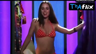 Alexandra Daddario Mila Kunis unforgettable scenes with tits