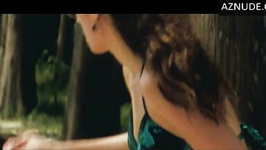 Nicole Kidman shows off her ass in a bikini