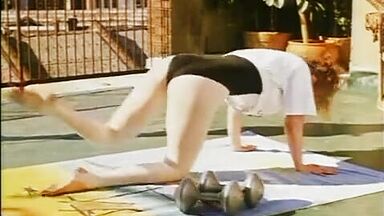 Nicole Kidman do sports with curly hair