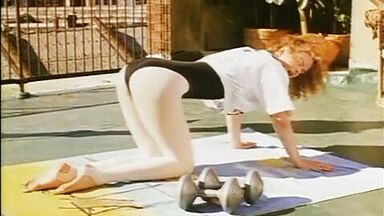 Nicole Kidman do sports with curly hair