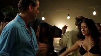 Salma Hayek in After The Sunset