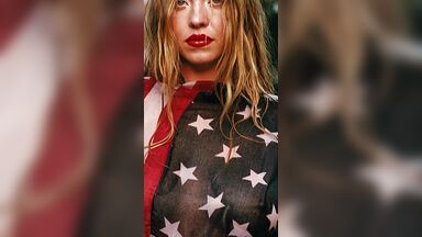 Sydney Sweeney in Euphoria S03E02