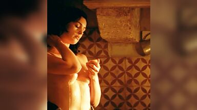 Monica Belluci in Malena (2000)