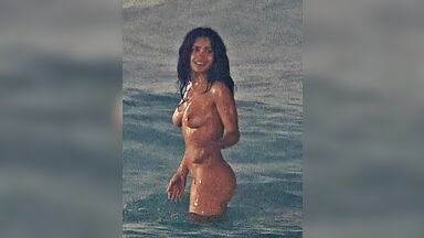 Salma Hayek sexy In Ask The Dust