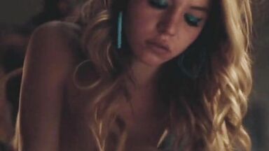 Sydney Sweeney unwilling sex