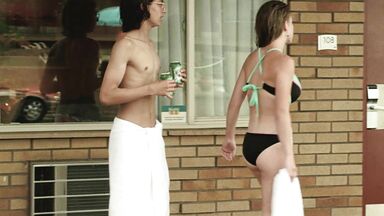 20 Year Old Sydney Sweeney in Bikini
