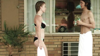 20 Year Old Sydney Sweeney in Bikini