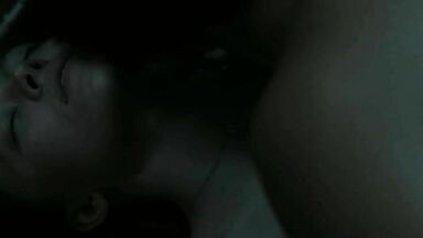 Sydney orgasming