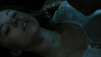 Sydney orgasming