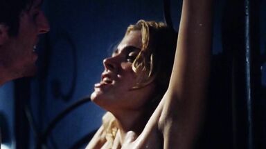 Blonde well fucked in bed