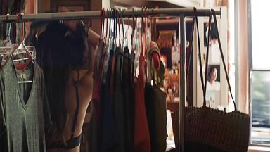 Melissa Barrera hot