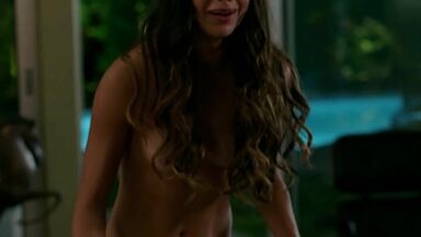Melissa Barrera naked In Vida