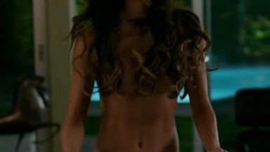 Melissa Barrera naked In Vida