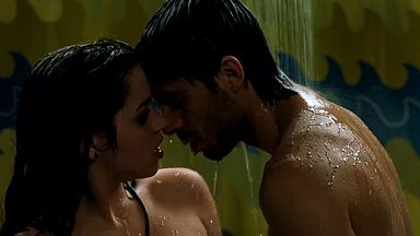 Ana De Armas sexy in Mentiras Y Gordas