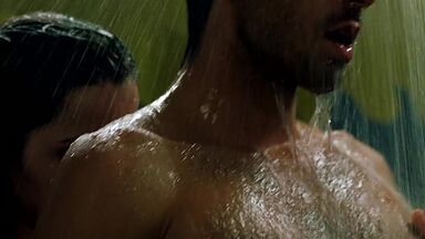 Ana De Armas sexy in Mentiras Y Gordas