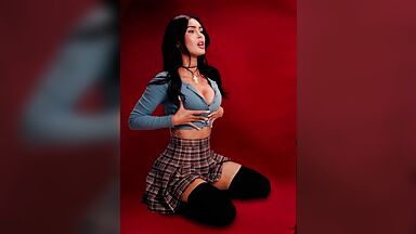 Megan Fox in Overcompensating