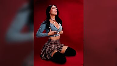 Megan Fox in Overcompensating