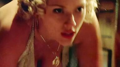 Scarlett Johansson Nipple