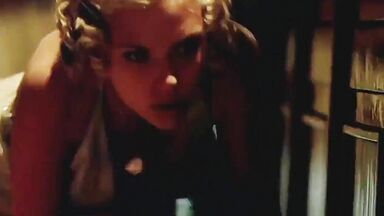 Scarlett Johansson's Jiggling