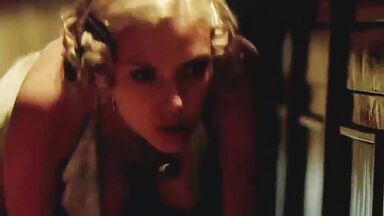 Scarlett Johansson's Jiggling