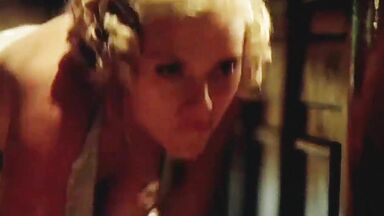 Scarlett Johansson's Jiggling