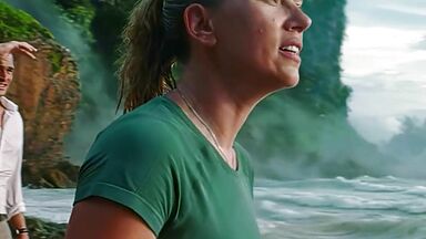Scarlett Johansson wet kissing