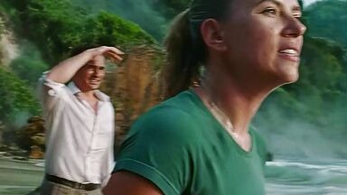 Scarlett Johansson wet kissing