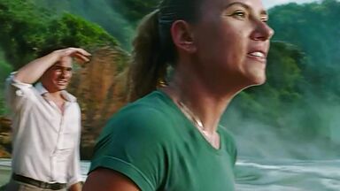Scarlett Johansson wet kissing