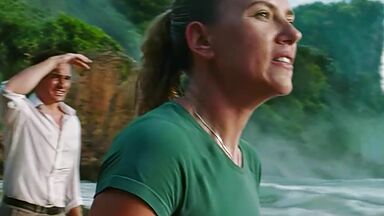 Scarlett Johansson wet kissing