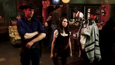 Alison Brie In Community