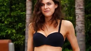 Alexandra Daddario undressing