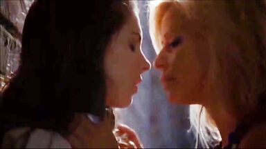 A Pregnant Alison Brie In A Lesbian Scene