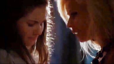 A Pregnant Alison Brie In A Lesbian Scene