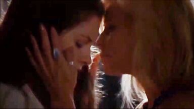 A Pregnant Alison Brie In A Lesbian Scene