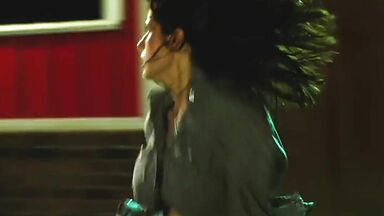 Alexandra Daddario sexy in Texas Chainsaw