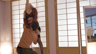 Heather Graham oral scene in Two Girls And A Guy