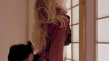 Heather Graham oral scene in Two Girls And A Guy