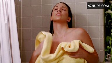Jelena Jensen showing all in Bad Biology