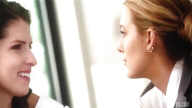 Anna Kendrick And Blake Lively Lesbians In A Simple Favour
