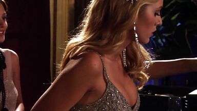 Blake Lively teen body in Gossip Girl