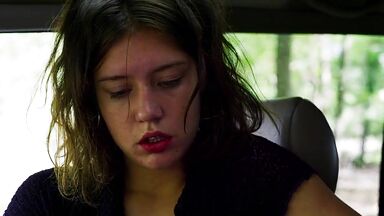 Adele Exarchopoulos, Gemma Arterton in Orpheline