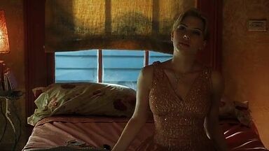 Scarlett Johansson sexy in A Love Song for Bobby Long